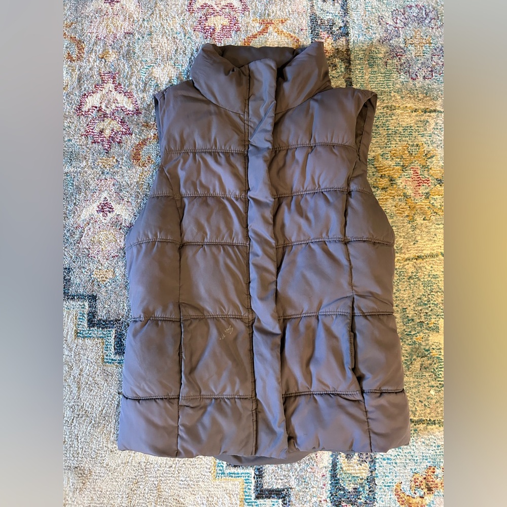 Gap Puffer Vest with Zipper & Snaps